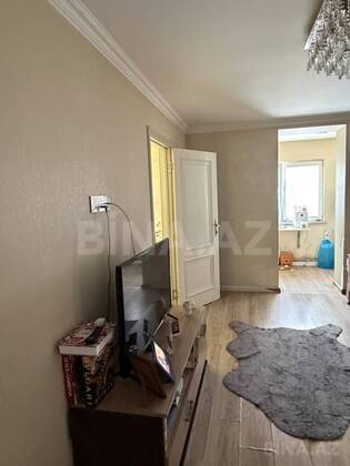 2 otaqlı Köhnə tikili, Nizami m., Bakı