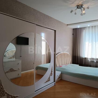 3 otaqlı Yeni tikili, Memar Əcəmi m., Bakı