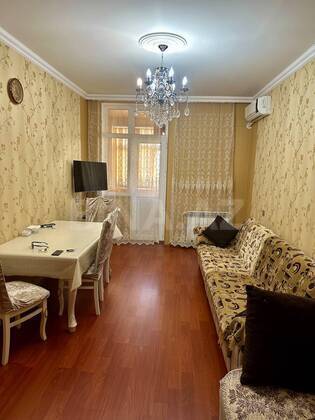 2 otaqlı Köhnə tikili, Qara Qarayev m., Bakı