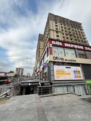 3 otaqlı Yeni tikili, İnşaatçılar m., Bakı