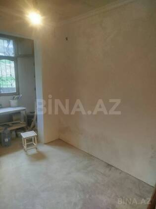 4 otaqlı Köhnə tikili, Həzi Aslanov m., Bakı