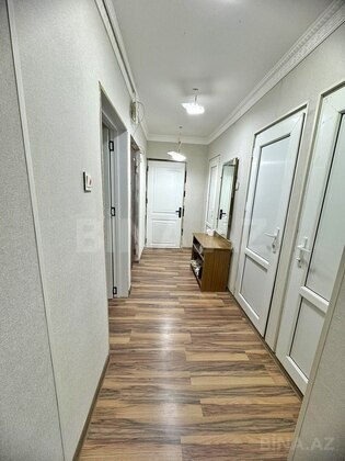2 otaqlı Köhnə tikili, Xalqlar Dostluğu m., Bakı
