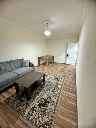 2 otaqlı Köhnə tikili, Xalqlar Dostluğu m., Bakı