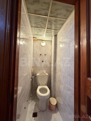 3 otaqlı Köhnə tikili, Bakıxanov q., Bakı