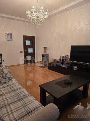3 otaqlı Yeni tikili, Qara Qarayev m., Bakı
