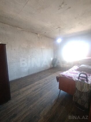 4 otaqlı Köhnə tikili, Neftçilər m., Bakı