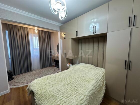 3 otaqlı Köhnə tikili, Xalqlar Dostluğu m., Bakı