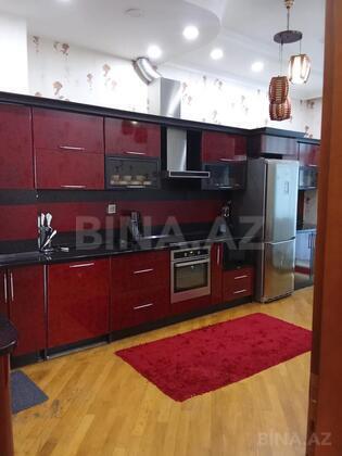 4 otaqlı Yeni tikili, 28 May m., Bakı