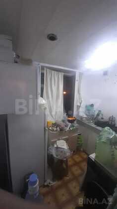 1 otaqlı Köhnə tikili, Elmlər Akademiyası m., Bakı