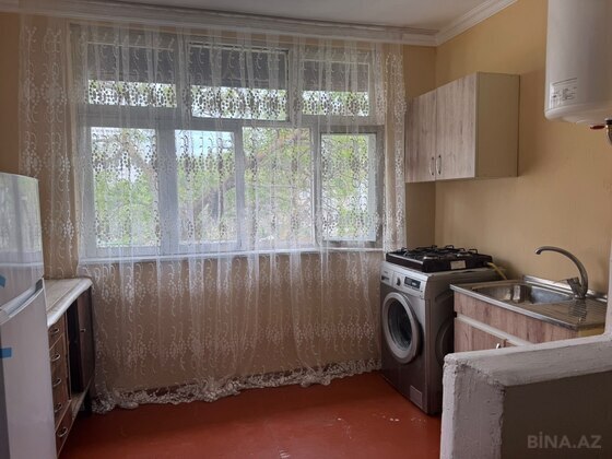 2 otaqlı Köhnə tikili, 8-ci kilometr q., Bakı