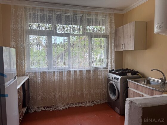2 otaqlı Köhnə tikili, 8-ci kilometr q., Bakı