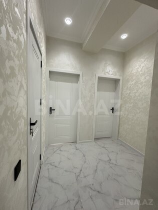 3 otaqlı Yeni tikili, Xırdalan
