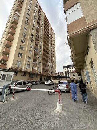 3 otaqlı Yeni tikili, Xırdalan