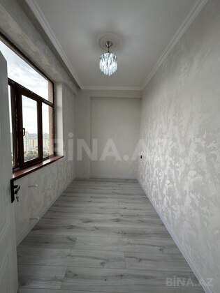3 otaqlı Yeni tikili, Xırdalan