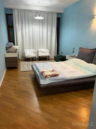 8 otaqlı Həyət evi/Bağ evi, Mərdəkan q., Bakı