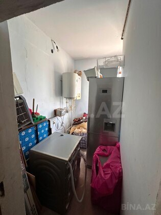5 otaqlı Köhnə tikili, Xalqlar Dostluğu m., Bakı