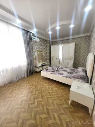 4 otaqlı Yeni tikili, Neftçilər m., Bakı