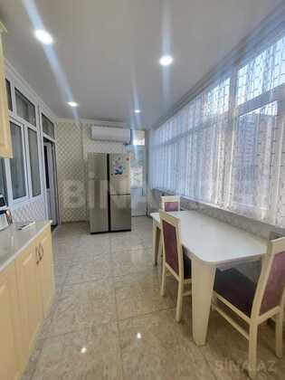 4 otaqlı Yeni tikili, Neftçilər m., Bakı