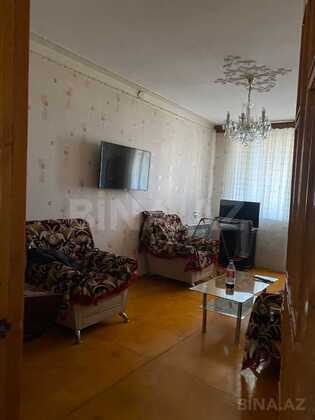 3 otaqlı Köhnə tikili, Həzi Aslanov m., Bakı