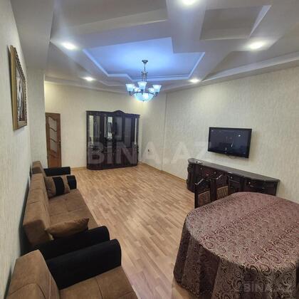 3 otaqlı Yeni tikili, Memar Əcəmi m., Bakı