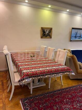 2 otaqlı Köhnə tikili, Sahil m., Bakı
