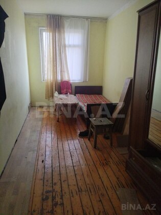 2 otaqlı Köhnə tikili, Azadlıq Prospekti m., Bakı
