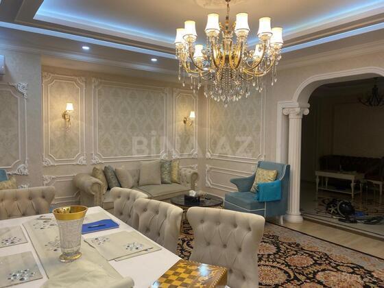 4 otaqlı Yeni tikili, Şah İsmayıl Xətai m., Bakı