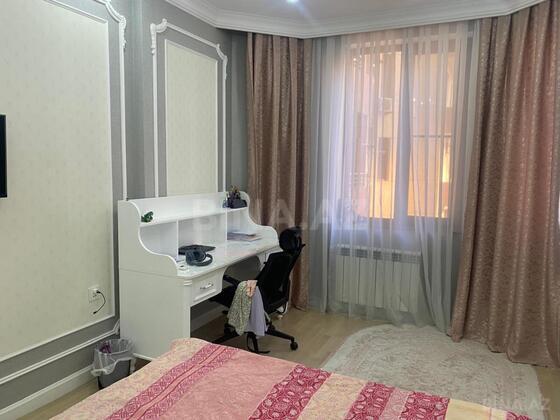 4 otaqlı Yeni tikili, Şah İsmayıl Xətai m., Bakı