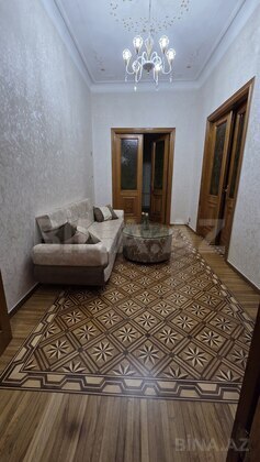 3 otaqlı Köhnə tikili, Nəsimi r., Bakı