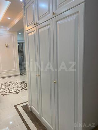 4 otaqlı Yeni tikili, Şah İsmayıl Xətai m., Bakı