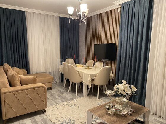 2 otaqlı Köhnə tikili, Həzi Aslanov m., Bakı