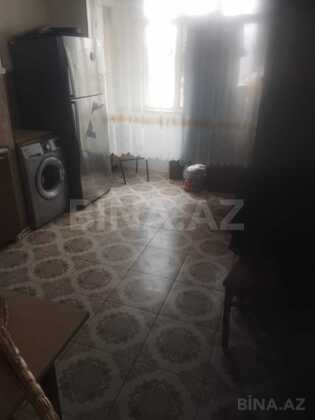 2 otaqlı Köhnə tikili, Qara Qarayev m., Bakı