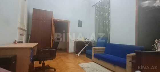 4 otaqlı Köhnə tikili, Sahil m., Bakı
