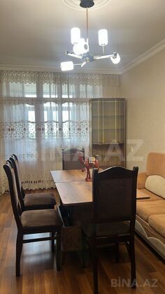 3 otaqlı Köhnə tikili, Sumqayıt