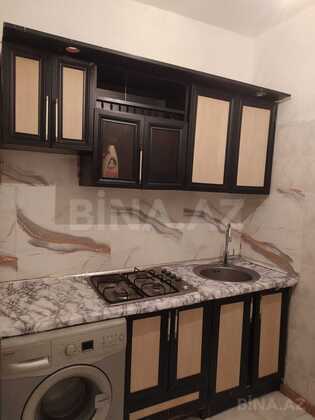 2 otaqlı Köhnə tikili, Memar Əcəmi m., Bakı