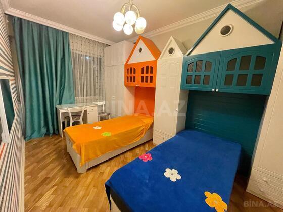 3 otaqlı Yeni tikili, Şah İsmayıl Xətai m., Bakı