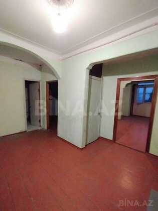 4 otaqlı Köhnə tikili, Əhmədli m., Bakı