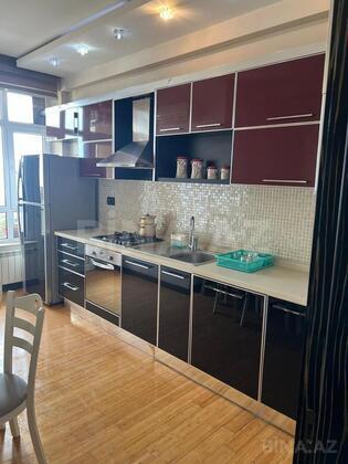 2 otaqlı Yeni tikili, Şah İsmayıl Xətai m., Bakı