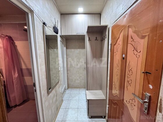 2 otaqlı Köhnə tikili, 7-ci mikrorayon q., Bakı