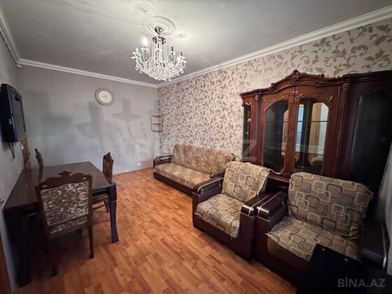 2 otaqlı Köhnə tikili, 7-ci mikrorayon q., Bakı