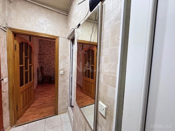 2 otaqlı Köhnə tikili, 7-ci mikrorayon q., Bakı
