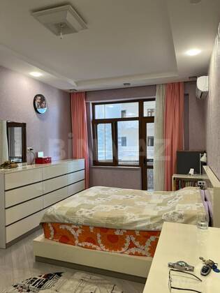 3 otaqlı Yeni tikili, Şah İsmayıl Xətai m., Bakı