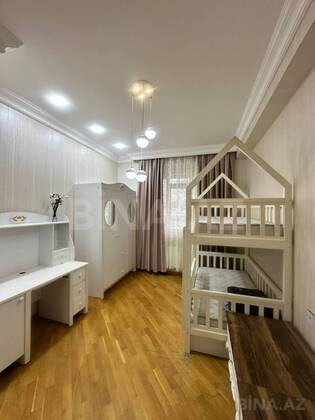 3 otaqlı Yeni tikili, Şah İsmayıl Xətai m., Bakı