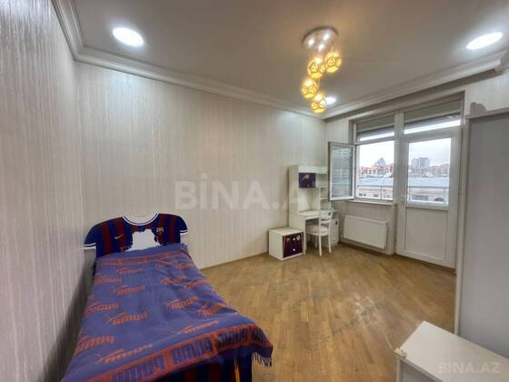 3 otaqlı Yeni tikili, Şah İsmayıl Xətai m., Bakı