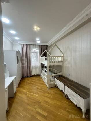 3 otaqlı Yeni tikili, Şah İsmayıl Xətai m., Bakı