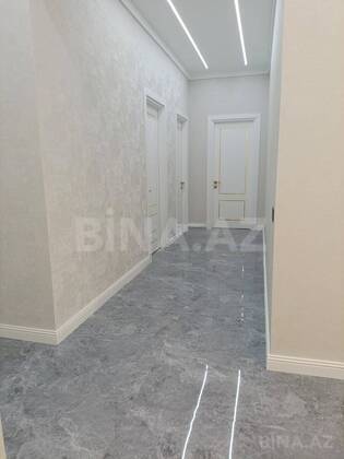 4 otaqlı Yeni tikili, Şah İsmayıl Xətai m., Bakı