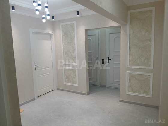 4 otaqlı Köhnə tikili, Həzi Aslanov m., Bakı