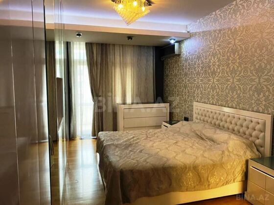 4 otaqlı Yeni tikili, Şah İsmayıl Xətai m., Bakı
