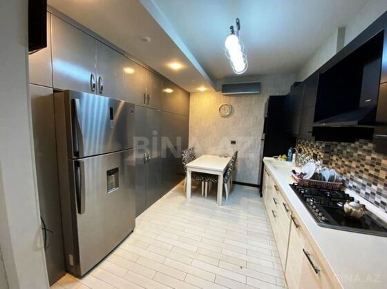 4 otaqlı Yeni tikili, Şah İsmayıl Xətai m., Bakı