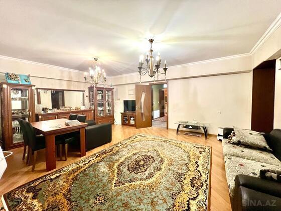 4 otaqlı Köhnə tikili, Nəsimi r., Bakı